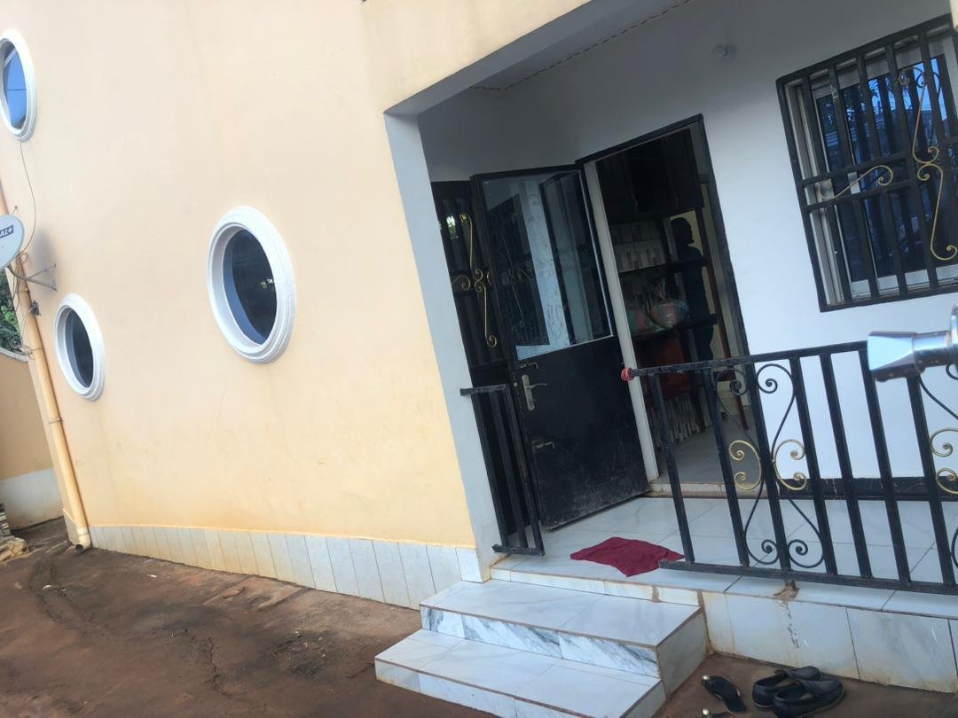 Appartement à louer, Fougerole, Yaoundé 