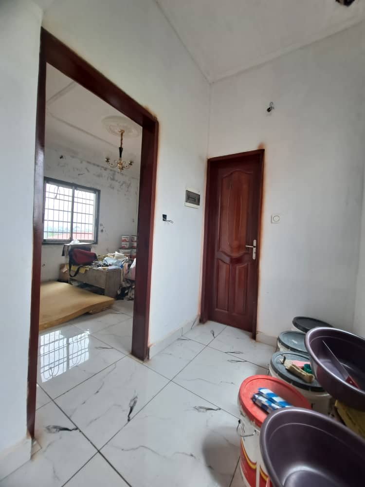Studio à louer, Nkolfoulou, Yaoundé 