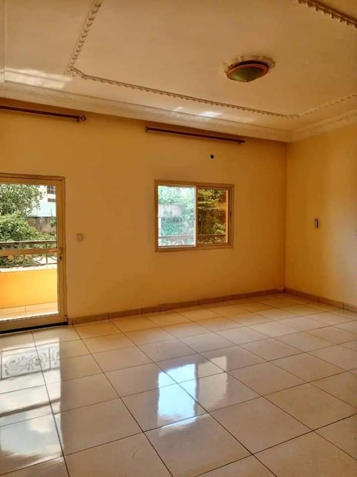 Appartement à louer, Bastos, Yaoundé 