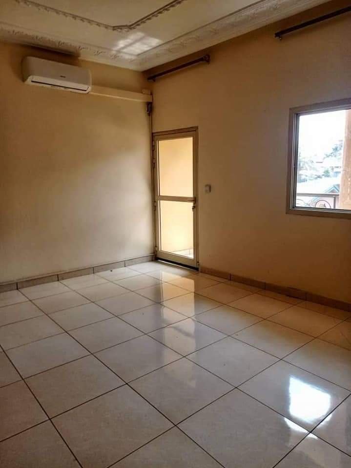 Appartement à louer, Bastos, Yaoundé 