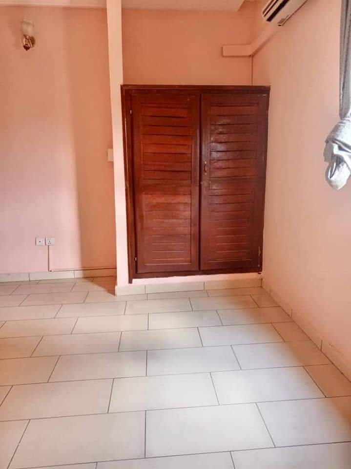 Appartement à louer, Bastos, Yaoundé 