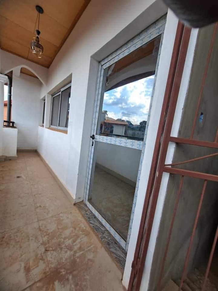 Appartement à louer, Nkolfoulou, Yaoundé 