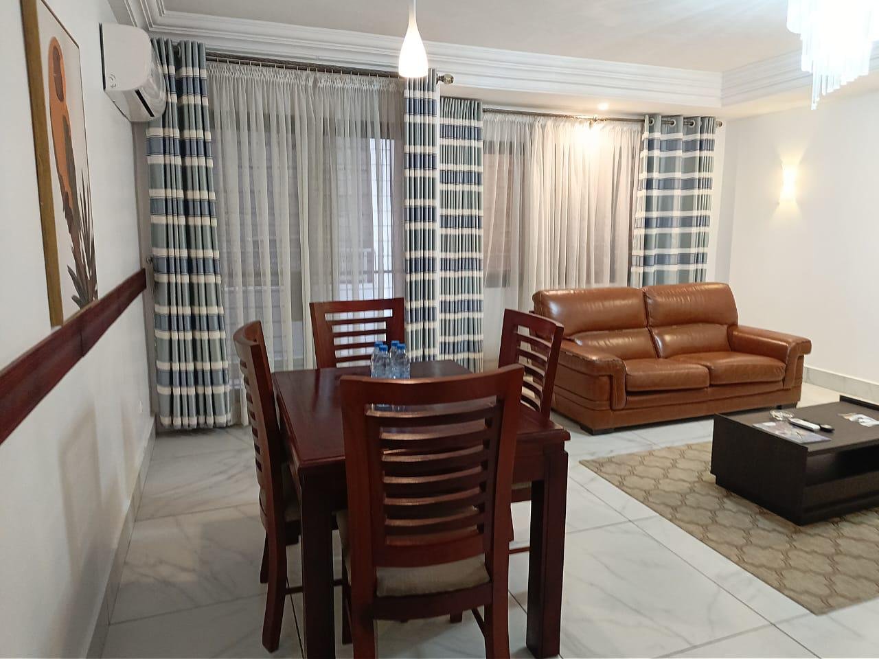 Appartement meublé à louer, Bonapriso, Douala 