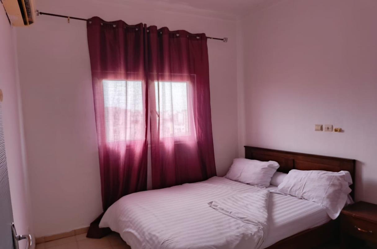 Studio meublé à louer, Bali, Douala