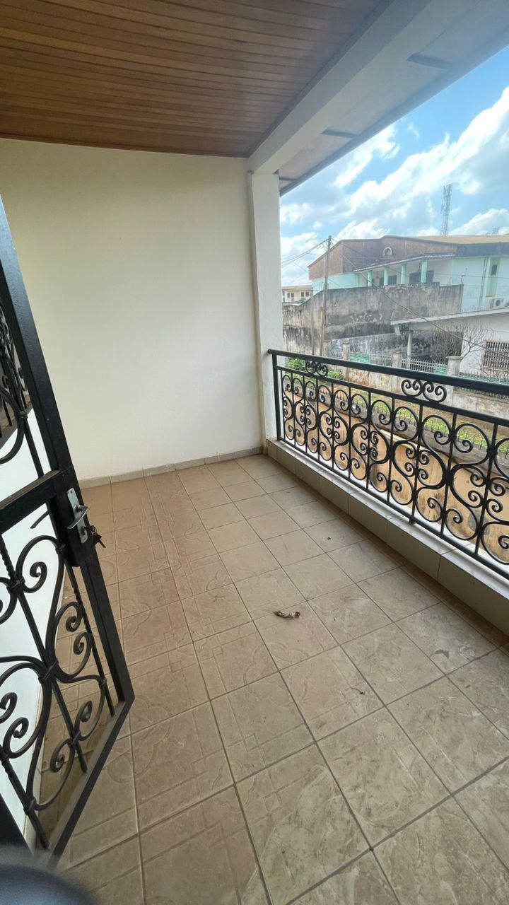 Appartement meublé à louer, Omnisport, Yaoundé 