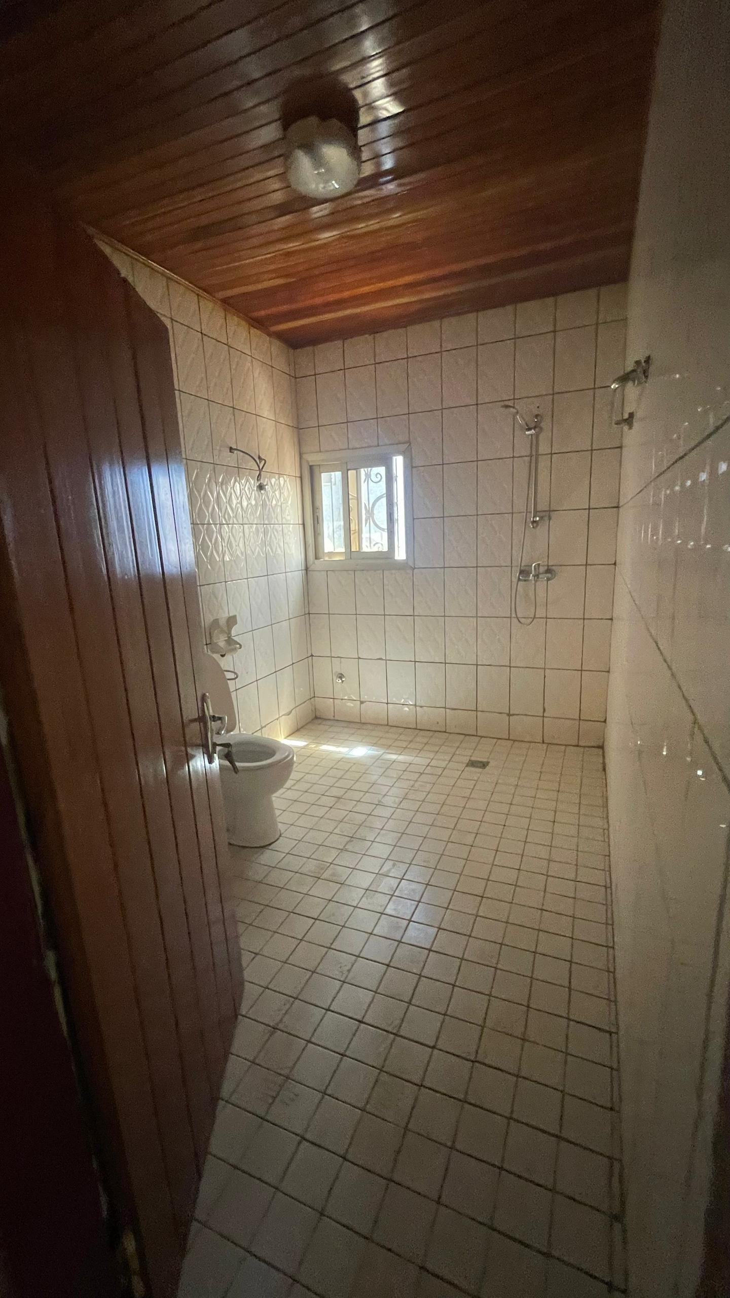 Appartement meublé à louer, Omnisport, Yaoundé 