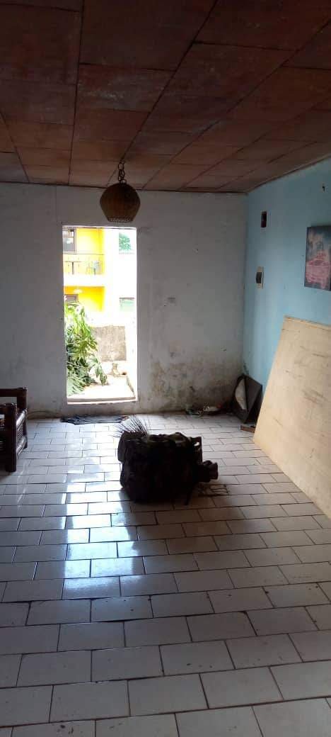  Studio moderne à louer, Nkolndongo, Yaoundé 