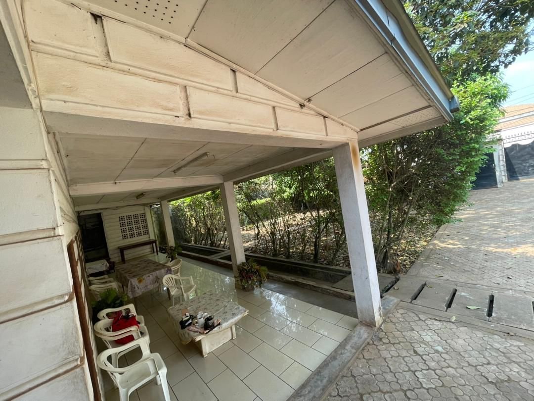 Duplex à vendre , Mvan, Yaoundé 