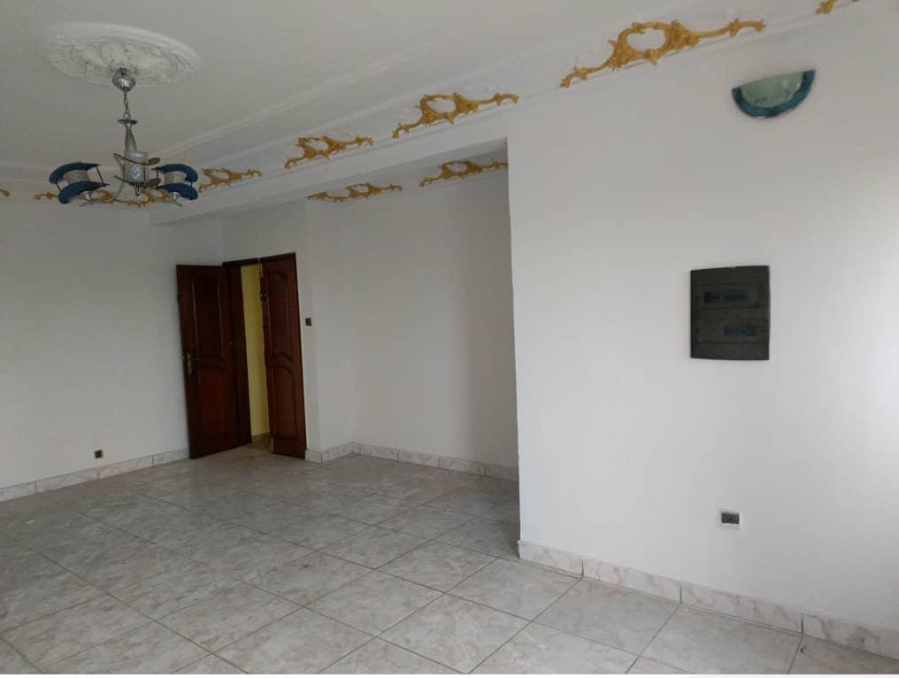 Appartement  à louer, Bonapriso, Douala 