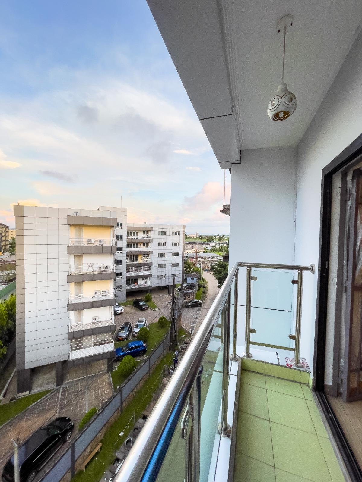 Appartement meublé à louer, Bonapriso, Douala 