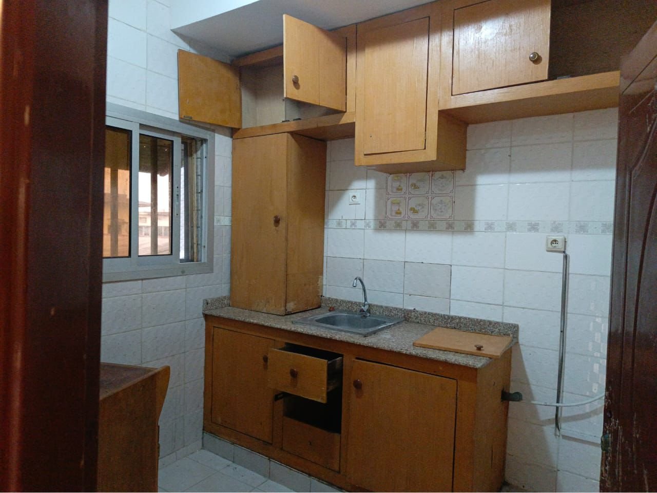 Appartement à louer, Bonapriso, Douala