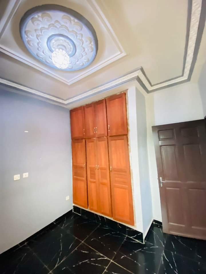 Appartement à louer, Etoudi, Yaoundé  