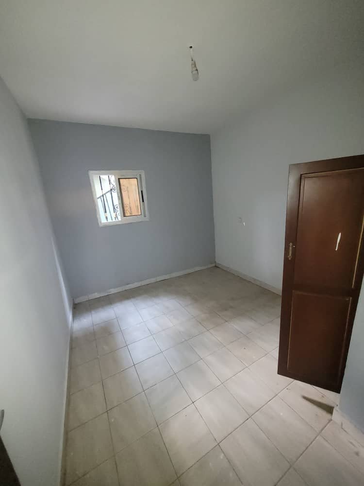Studio à louer, Biyemassi, Yaoundé 