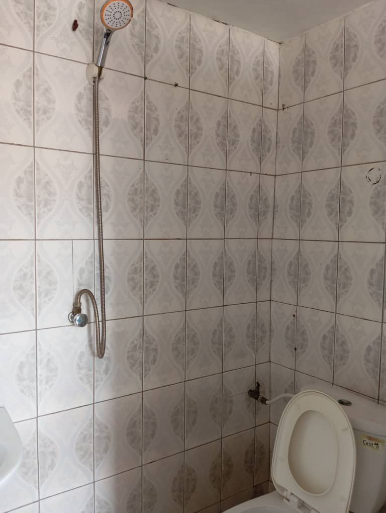 Studio à louer, Bastos, Yaoundé 