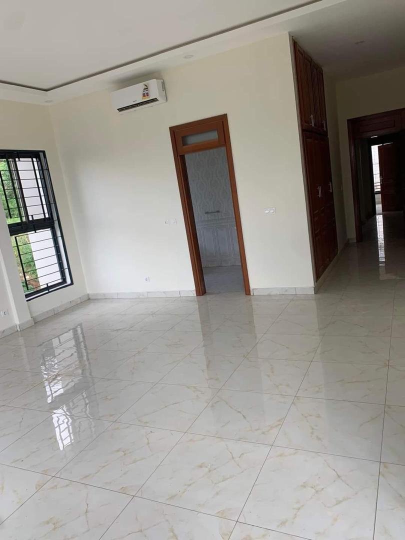 Appartement à louer, Mbankolo, Yaoundé  