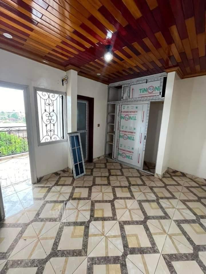 Appartement à louer, Ekoumdoum, Yaoundé  