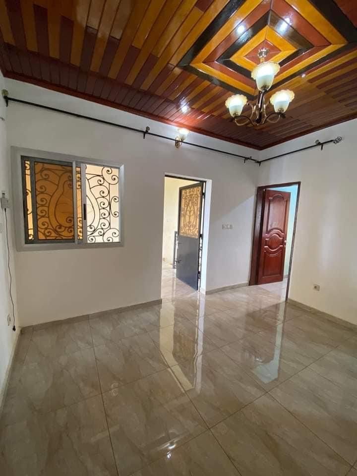 Studio Ã  louer, Mimboman, YaoundÃ© 