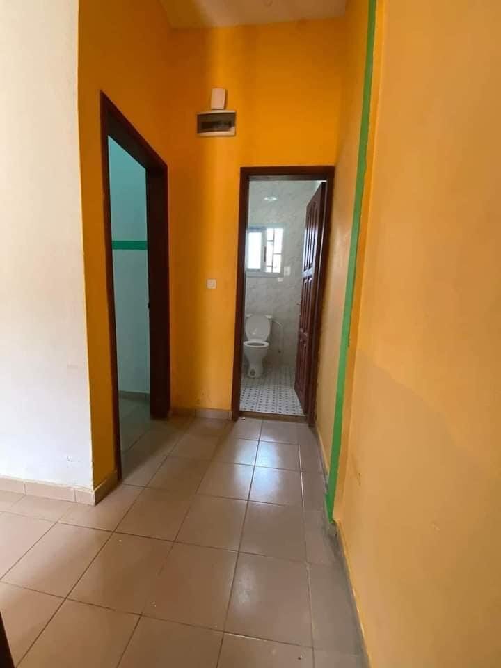 Studio Ã  louer, Biyemassi, YaoundÃ© 