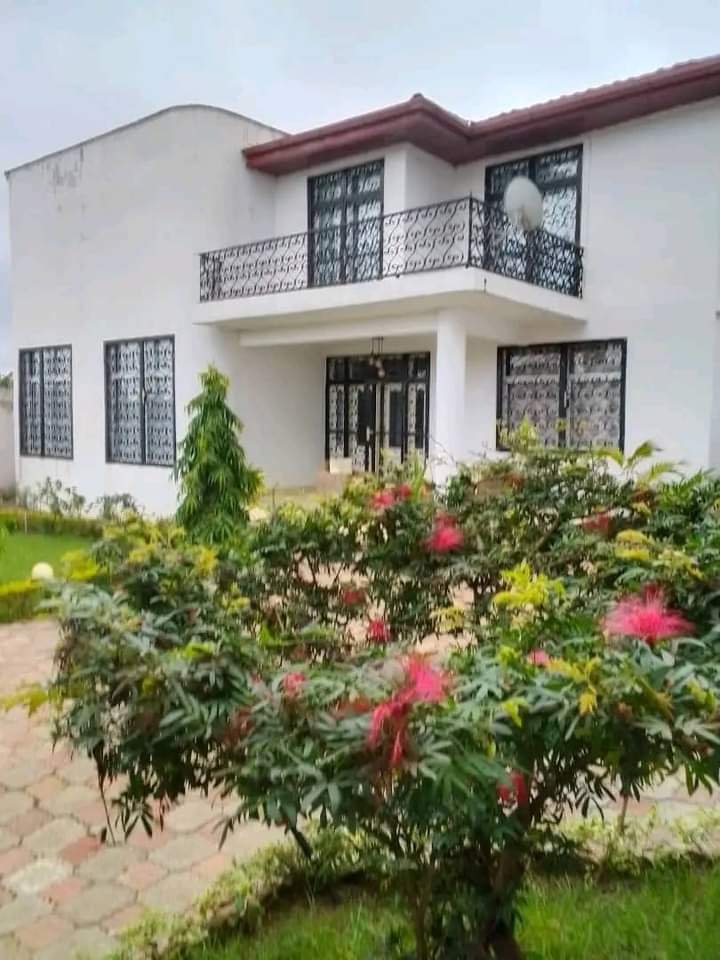 Duplex meublé à louer, Nkoabang, Yaoundé 