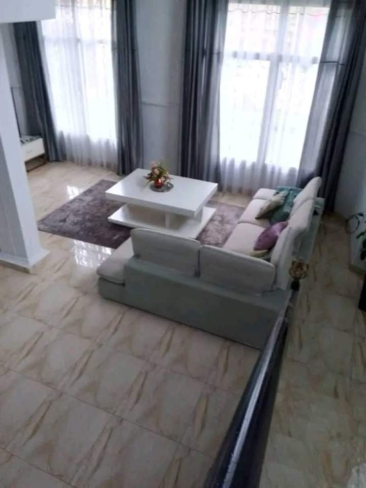 Duplex meublé à louer, Nkoabang, Yaoundé 