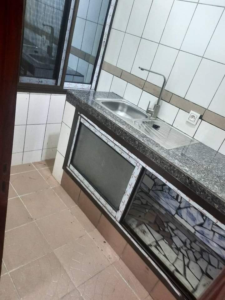 Chambre à louer, Tropicana, Yaoundé 