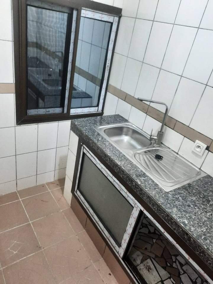 Chambre à louer, Tropicana, Yaoundé 