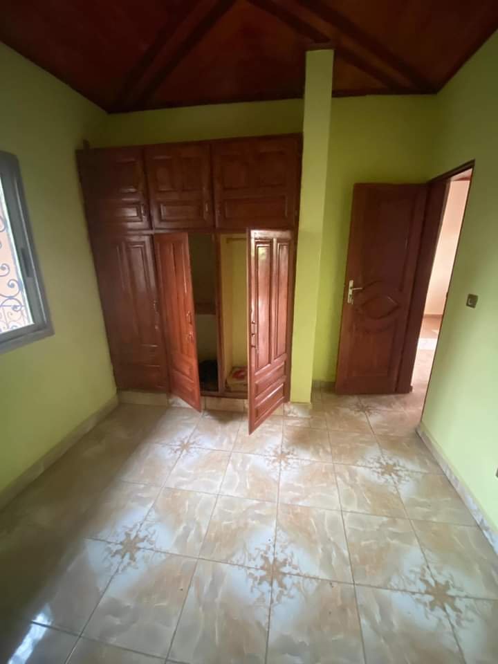 Appartement  à louer, Odza, Yaoundé 