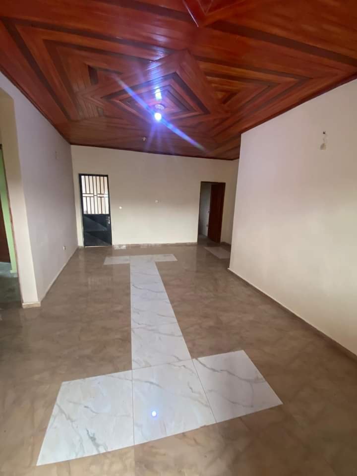 Appartement  à louer, Odza, Yaoundé 