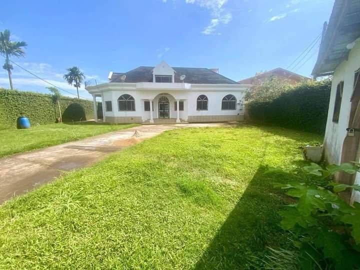 Villa à louer, Odza, Yaoundé 