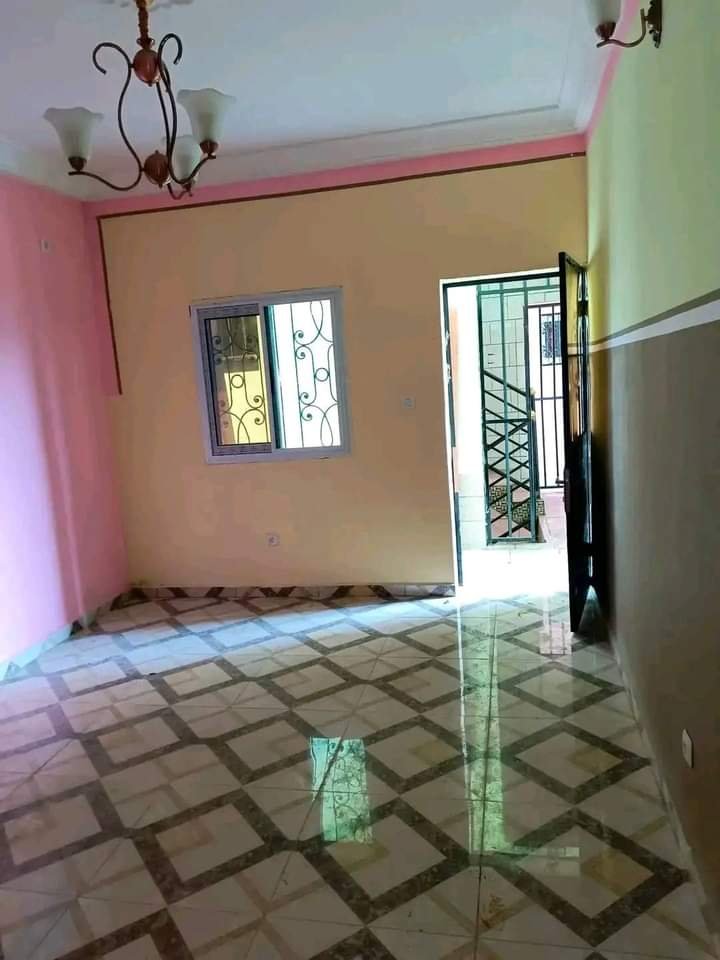 Studio moderne à louer, Obili, Yaounde 
