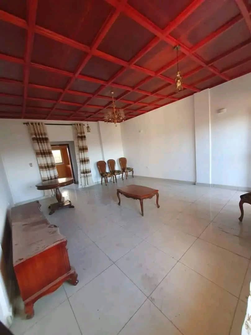 Studio  à louer, Ngousso, Yaoundé 