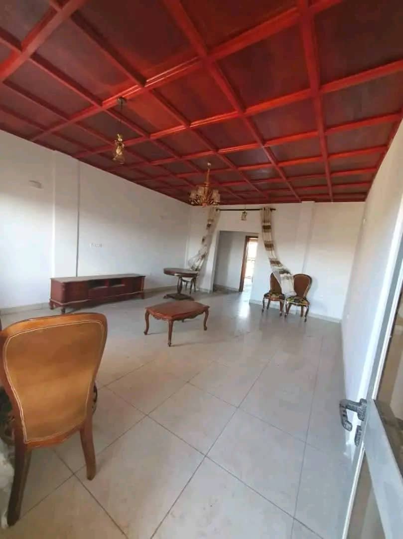 Studio  à louer, Ngousso, Yaoundé 