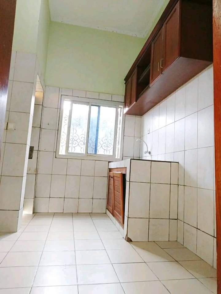 Appartement à louer, Nkolfoulou, Yaoundé  