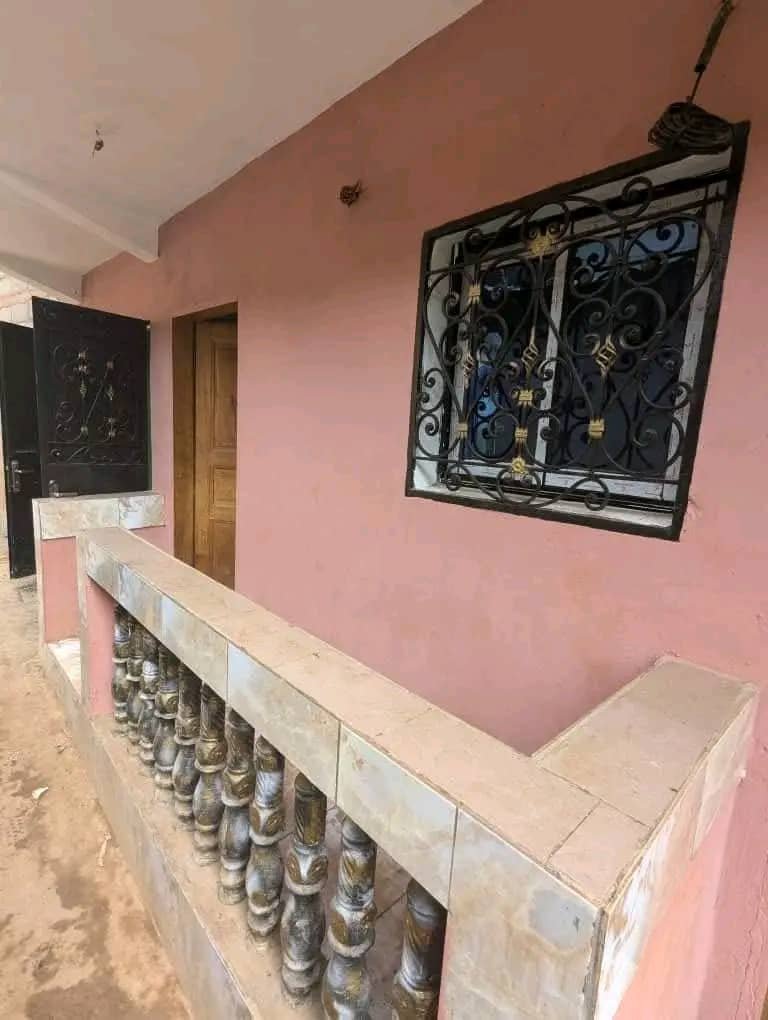 Chambre moderne à louer, Etoudi, Yaoundé  