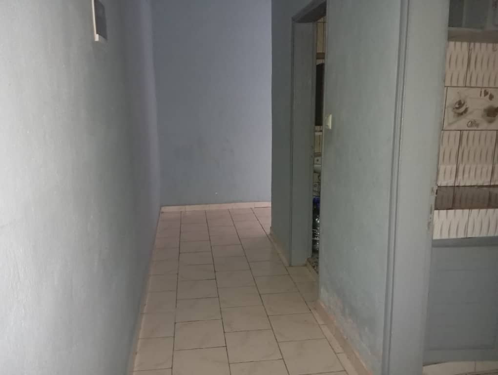 Appartement à loue, Oyomabang, Yaoundé 