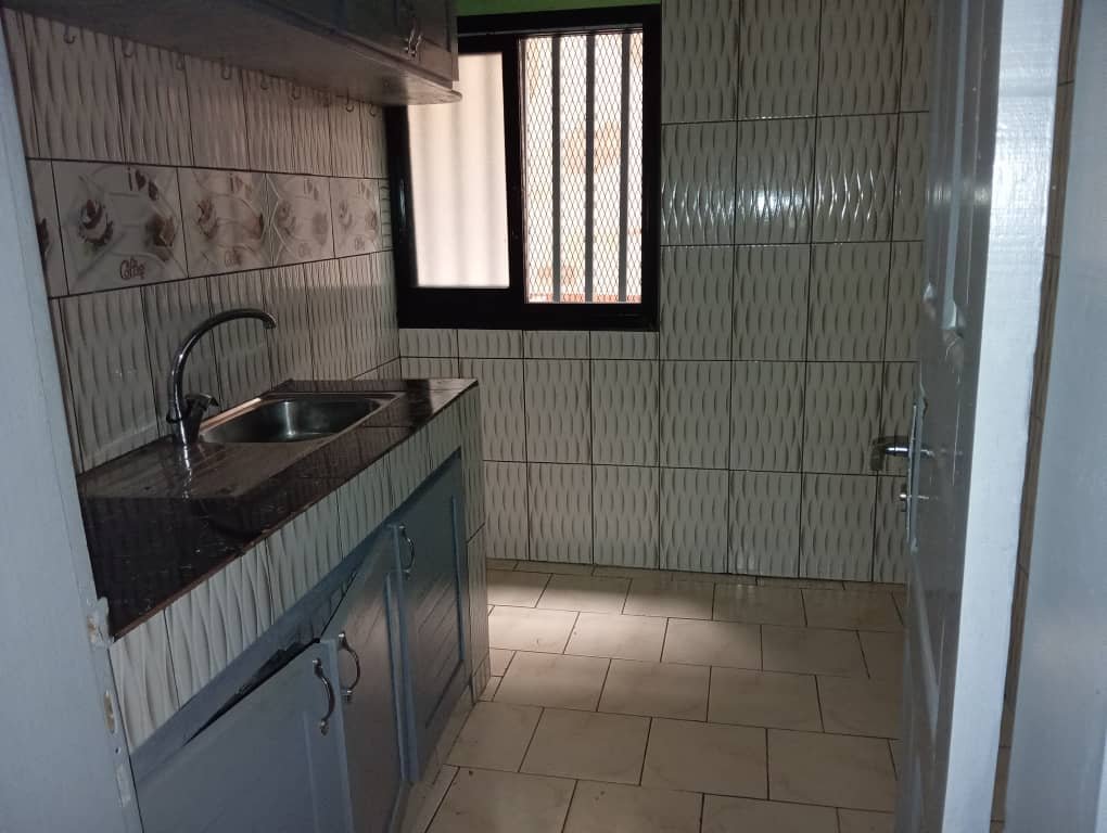 Appartement à loue, Oyomabang, Yaoundé 