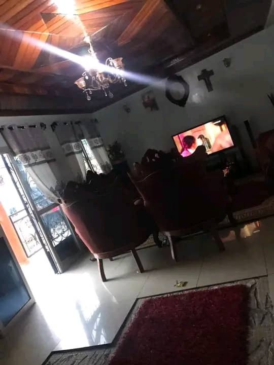 Villa à vendre, Nkolbison, Yaoundé  