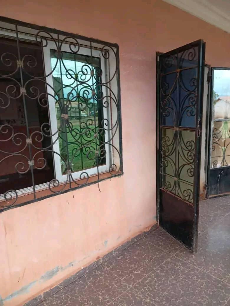 Villa à vendre, Tsinga village, Yaoundé 