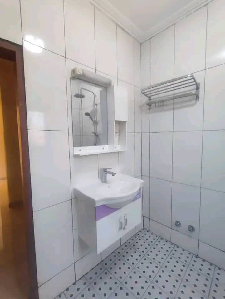 studio à louer, Odza, Yaoundé 