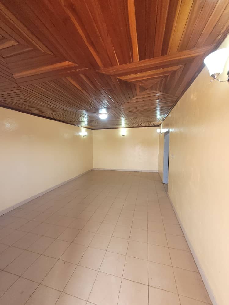 Appartement à louer, Mendong, Yaoundé 