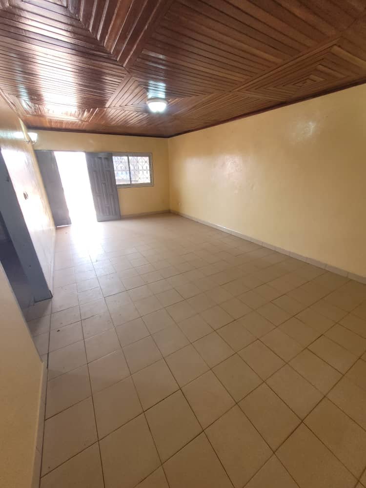 Appartement à louer, Mendong, Yaoundé 