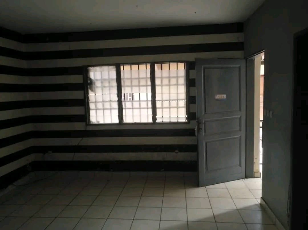 Appartement à louer, Essos, Yaoundé  