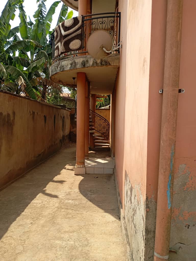 Chambres modernes à louer, Biteng, Yaoundé 