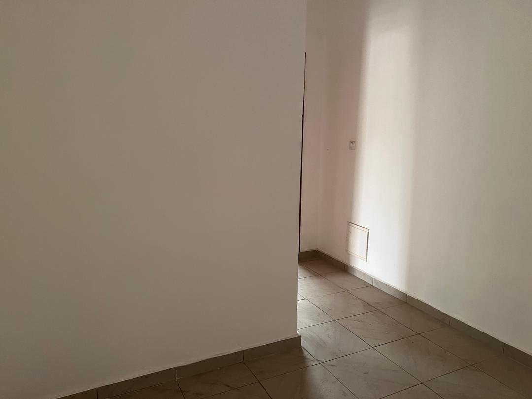 Appartement à louer, Bastos, Yaoundé 