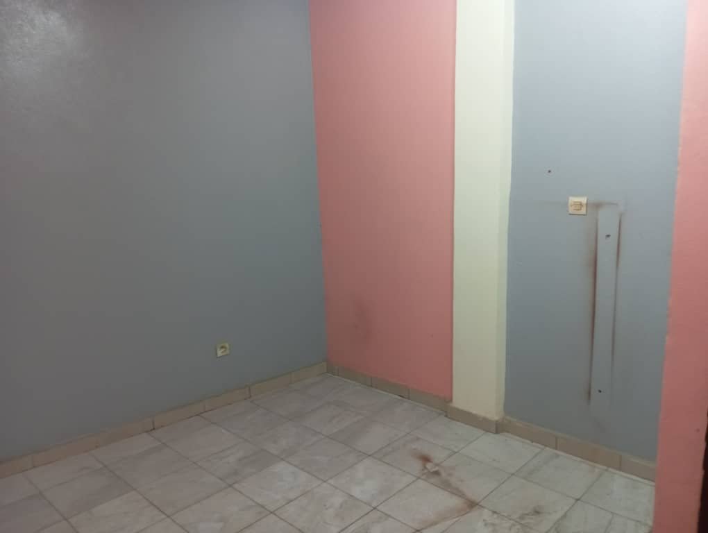 Appartement à louer, Tsinga, Yaoundé 