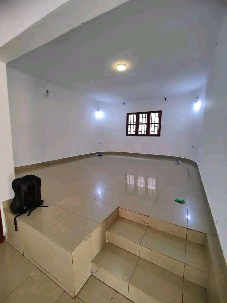 Villa à louer, Emana, Yaoundé 