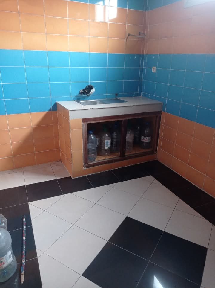 Appartement à louer, Carrefour scalom, Yaoundé 