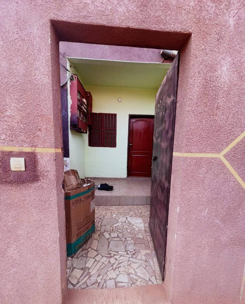 Studio à louer, Ngousso, Yaoundé 