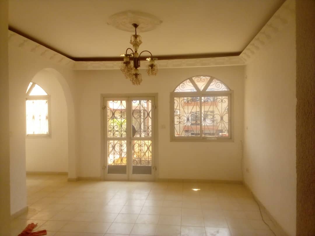 Appartement à louer, Omnisport, Yaoundé 