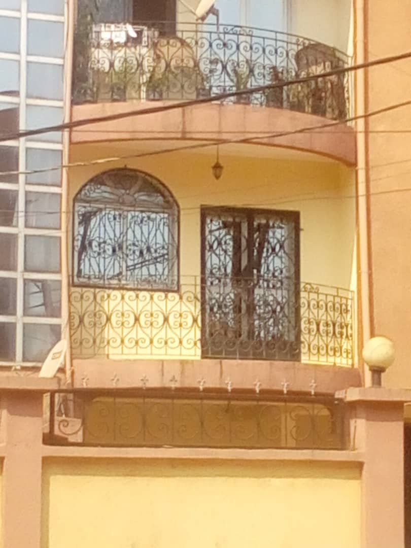 Appartement à louer, Omnisport, Yaoundé 